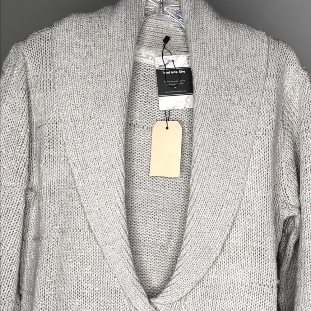 Grey fringe sweater - Picture 2 of 8